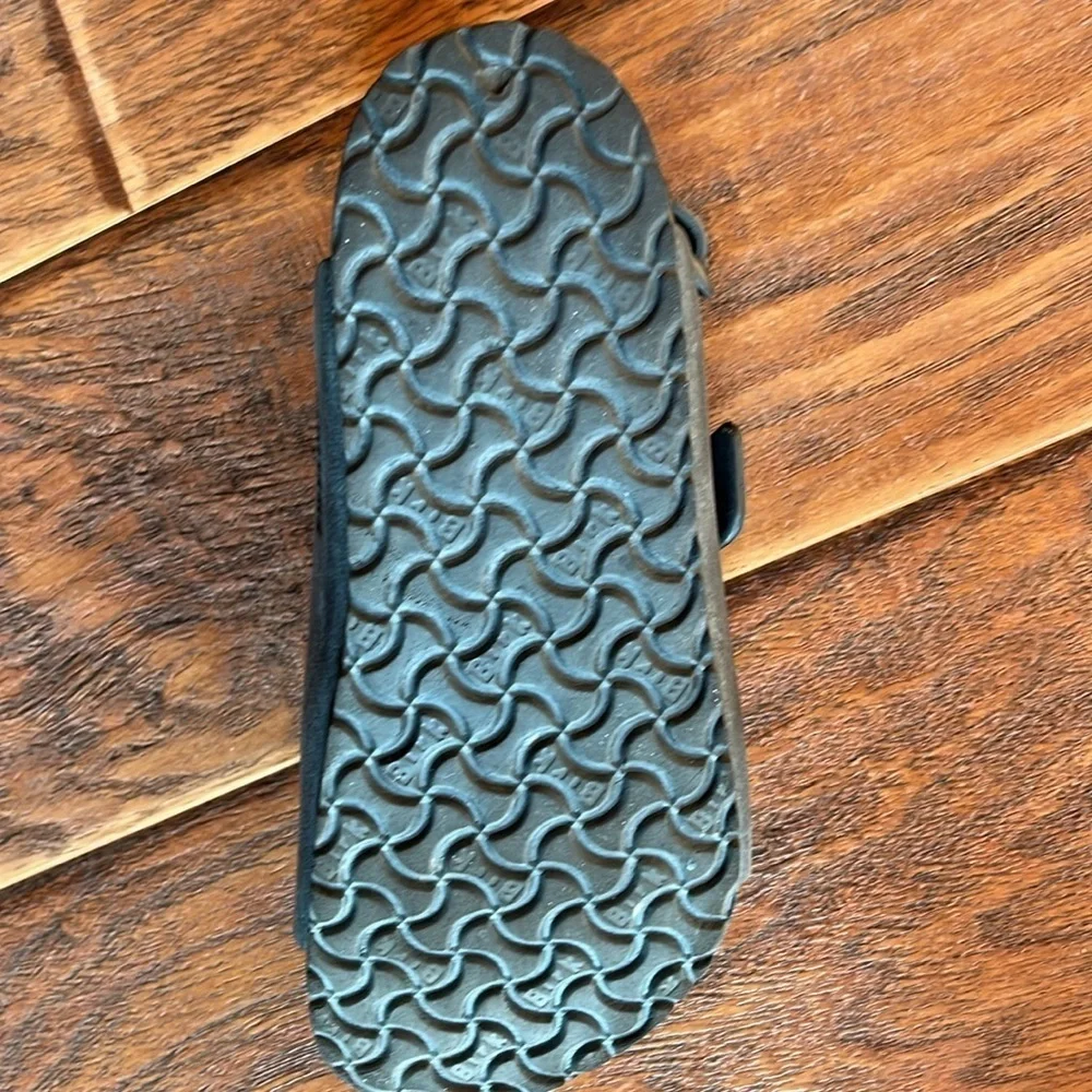 Birkenstock Sandals - Size 32